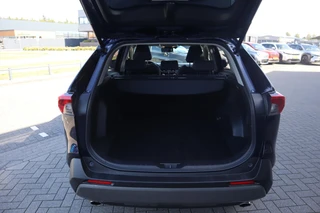 Toyota RAV4 2.5 HYBRID DYNAMIC CAMERA ADAP-CRUISE ANDROID/APPLE STOEL/VOORRUITVERW. LM-VELGEN P-SENSOREN / 6
