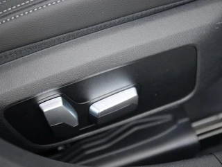 BMW i4 eDrive40 High Executive 84 kWh | SOH 96,8% | Head-up display | / 37