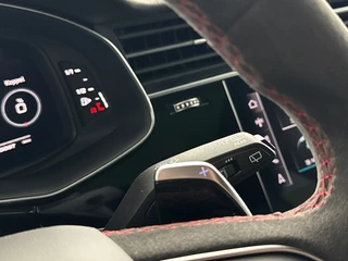 Audi RSQ8 4.0 TFSI RS Q8 Quattro Panoramadak | Luchtvering | 23'' L.M. Velgen / 25