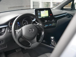Toyota C-HR 2.0 Hybrid Style Camera| Stoelverw| ACC| Dealer onderhouden / 17