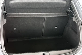 Peugeot 208 1.2 PureTech 75 Active / 10