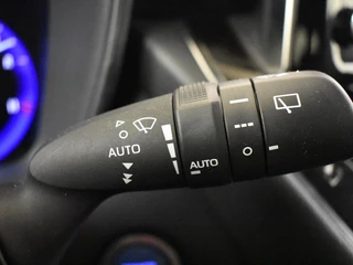 Toyota Corolla 2.0 Hybrid Executive | JBL-audio | Trekhaak | Head-up | PDC / 20