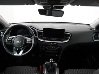 Kia XCeed 1.5 T-GDi DynamicPlusLine 160pk  Airco - Apple Carplay/Android Auto - Cruise Control - Verwarmde Voorstoelen - Dodehoekdetectie Fabrieksgarantie tot 03-2031 / 36