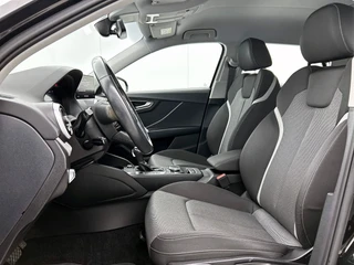 Audi Q2 35 TFSI S Edition Automaat | Adaptive Cruise | Stoelverwarming | CarPlay | Camera | Parkeersensoren / 5