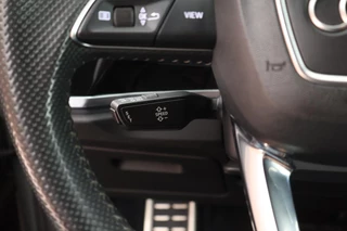 Audi Q3 40 TFSI 190pk quattro edition one Trekhaak Camera Keyless Virtual Cockpit Panoramadak Navigatie S-Line / 20