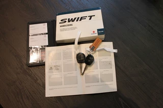 Suzuki Swift 1.2 SELECT **NL-Auto** Automaat stoelverwarming / Apple Carplay / 35