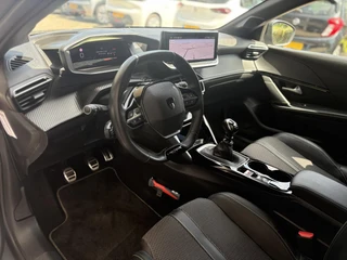 Peugeot 208 1.2T 100pk GT | Full LED | Camera voor + achter | Navi | Keyless Entry | Dodehoek detectie | Draadloos Apple Carplay/Android Auto / 21