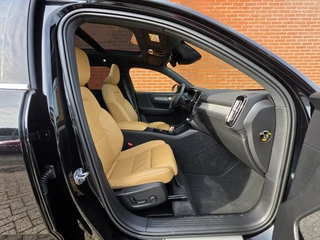 Volvo XC40 1.5 T4 Recharche Inscription | SOH 99%! | Panoramadak | Harman/Kardon | Leder | Camera | Navigatie | Cruise Control / 35
