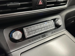 Hyundai Kona EV Comfort 64 kWh 3 Fase Warmtepomp CAMERA CARPLAY NAVI ECC ADAPTIEF CRUISE. / 35