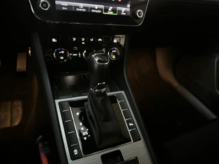 Skoda Superb Combi 1.5 TSI 150pk DSG ACT Business Edition Virtual Cockpit Navigatie DAB+ App-Connect / 8