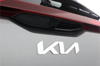 Kia Picanto 1.0 DPI DynamicLine  Apple Carplay/Android Auto - Cruise Control - Navigatie - Achteruitrijcamera / 40