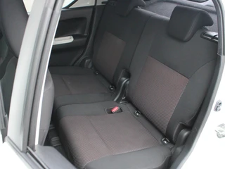 Suzuki Ignis 1.2 Select 2e Eigenaar, Carplay/Android Auto, Stoelverwarming, Achteruitrijcamera, Airco, Radio / 7