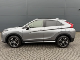Mitsubishi Eclipse Cross 1.5 DI-T First Edition (Trekhaak (1.600kg) - Camera - Leder incl stoelverwarming - Parkeersensoren V+A - Keyless Entry - Head up) / 2