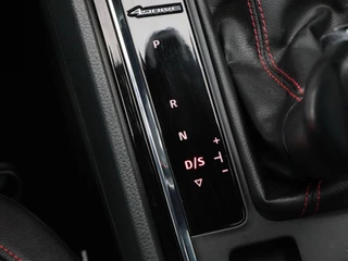 SEAT Ateca 2.0 TSi 190 Pk Automaat FR 4DRIVE | Trekhaak | 1900kg trekgewicht! | 360° Camera | Panodak | Cruise | CarPlay | 19 Inch / 35