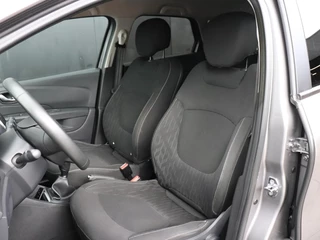 Renault Captur 0.9 TCe Limited | PDC | NAVI | CRUISE | LMV | / 12