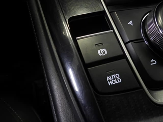 Mazda CX-30 2.0 e-SkyActiv-X M Hybrid NAVI/TREKH./ADAPT.CRUISE/LED/16"LMV! / 25