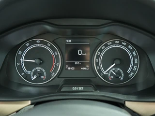 Skoda Scala 1.0 TSI First Edition | Pano | Stoelverwarming | Clima | Cruise | Carplay | / 24