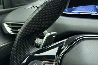 Peugeot 5008 1.2 PureTech GT-Line Avantage 130 PK | Automaat | 7-Zits | Camera | Cruise Control | DAB+ | Lederen Stuurwiel | Mirror Screen | Bluetooth | Getinte ramen | 1e eigenaar / 20