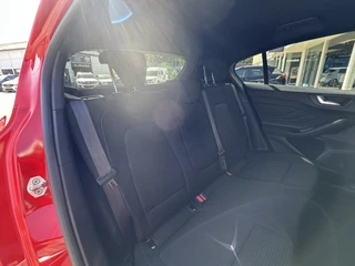 Ford Focus 1.0 EcoBoost Hybrid ST Line X  | Adapt. Cruise | Apple/Android | Stuur- en stoelverwarming | Keyless | PDC v+a incl. camera / 116