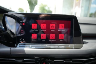Volkswagen Golf 1.5 TSI Style Pano, ACC,Carplay,Navi / 26