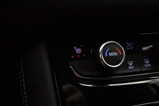 Opel Grandland 1.6 Turbo Plug-In Hybrid 300pk 4x4 GSe | Navigatie | Camera | Comfort stoelen | Elektrische achterklep | Stoel- en stuurverwarming | Adaptive Cruise control | / 27