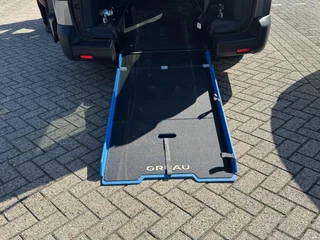 Toyota PROACE Electric Verso LONG EXTRA RANGE DYNAMIC 75KWH 8-PERSOONS ROLSTOEL / INVALIDE VERLAAGD-INBOUW-OPRIJPLAAT 2x SCHUIFDEUR / 16