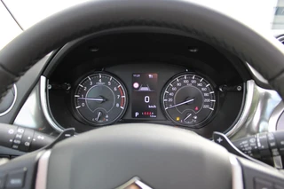 Suzuki Vitara 1.4 Boosterjet Smart Hybrid Style Automaat, Panoramadak, STIJL uitvoering! / 16