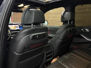 BMW X5 XDrive50e M-Sport | Pano | Sky Lounge | Innovatie-pakket | Harman/Kardon | Driving Assistant Professional | Comfort Pakket / 35