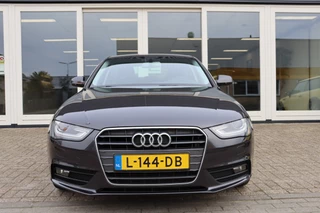 Audi A4 Limousine 1.8 TFSI,**Nieuwe Motor** Automaat Cruise Control, Airco, PDC V+A, Navi, Prijs Is Rijklaar Inclusief 6 Maanden Garantie / 2
