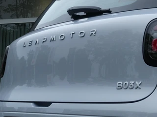 Leapmotor B03X ProMax Design 53 kWh 197PK, Apple Carplay/Android Auto 360 graden camera, Stoel & Stuurverwarming, Navigatie / 35