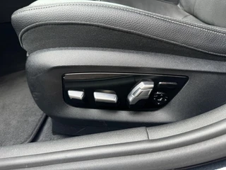 BMW 5 Serie 540I XD Massage Memory Stoelkoeling Parfum Panoramadak Stoelverwarming voor en achter Ramvol! / 26