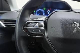 Peugeot 3008 1.2T Allure | 130PK | Trekhaak | Stoelverwarming | Parkeercamera | Parkeersensoren Voor & Achter | / 20