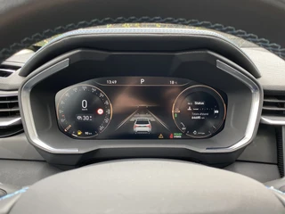 Lynk & Co 01 1.5 PHEV 262 pk  | 1e eigenaar | panoramadak | navigatie | 360 camera | stoelverwarming | NL auto / 42