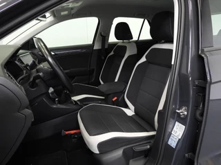 Volkswagen T-Roc 1.5 TSI Sport NAVI/CAMERA/VIRTUAL/LED/TREKH./17"LMV! / 25