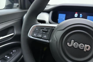 Jeep Avenger Summit 54 kWh | Camera | Apple carplay/Android auto | Voorruitverwarming | Climate control / 28