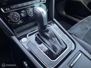 Variant 1.5 TSI R-Line | Trekhaak | Virtual Cockpit | Alcantara | Keyless | Stoelverw. | 17" LMV | PDC V+A / 21