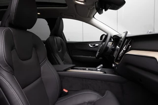 Volvo XC60 T8 Plug-in hybrid AWD Ultra Dark Snel Leverbaar! Te bestellen! / 14