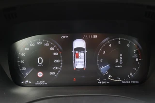 Volvo XC60 T6 Recharge AWD Inscription | Stoelverwarming | Trekhaak | Parkeercamera | Panoramadak | Pilot Assist |  BLIS  | Leder | Keyless / 20