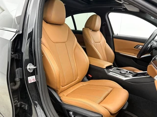 BMW 3-serie 320i M Sport | Schuifdak | Camera | HeadUp Display | Stoelverwarming | Memory Stoelen / 6