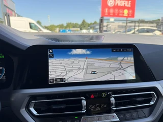 BMW 3-serie Touring 320e High Executive *Laser Koplampen* / 25