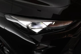 CUPRA Terramar 1.5 TSI e-Hybrid 272pk VZ Performance 360Camera HUD Sennheiser Memory Panoramadak Leder Keyless Navigatie / 55