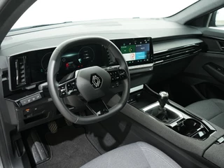 Renault Austral 1.3 MILD HYBRID 140PK EQUILIBRE  |  Pack City | Camera | Stoelverwarming / 18