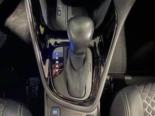 Toyota Yaris 1.5 Hybrid Executive/ NL auto/ Eerste eigenaar/ Automaat/ Stoelverwarming/ Navi/ Apple carplay/ Pano / 27