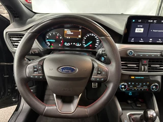 Ford Focus Wagon 1.0 EcoBoost Hybrid ST Line Style/ NL auto/ Achteruitrijcamera/ Sensoren / 14