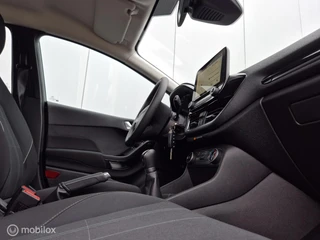 FORD FIESTA 1.1 TREND/AIRCO/PDC/16''LMV/CARPLAY/BLUETOOTH/LANE ASSIST/USB/ISOFIX/DAB/NAVI / 15