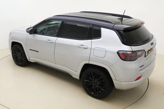Jeep Compass 4xe 240pk Plug-in Hybrid Automaat S | Navigatie | Lederen bekleding | Achteruitrijcamera | Adapt. Cruise control | Electrische achterklep | Keyless | Zwart dak | 19" Lichtmetalen velgen / 5