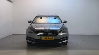Skoda Superb Combi 1.5 TSI 150pk DSG ACT Business Edition Adaptive Cruise Navigatie DAB+ App-Connect / 15