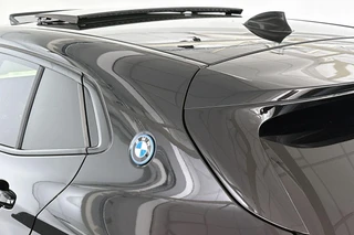 BMW X2 xDrive25e M Sport Panoramadak Head-Up Harman Kardon Elektrische Stoelen / 43