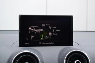 Audi Q2 30 TFSI Design Pro Line Plus | Stoelverwarming | Cruise | Navi | Climate / 13