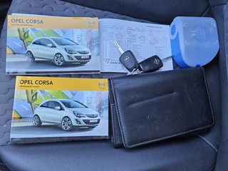 Opel Corsa 1.4-16V Cosmo AIRCO 5 DRS LM TREKHAAK PDC / 27